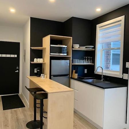 Appartements Le Charme De Limoilou Квебек Екстериор снимка