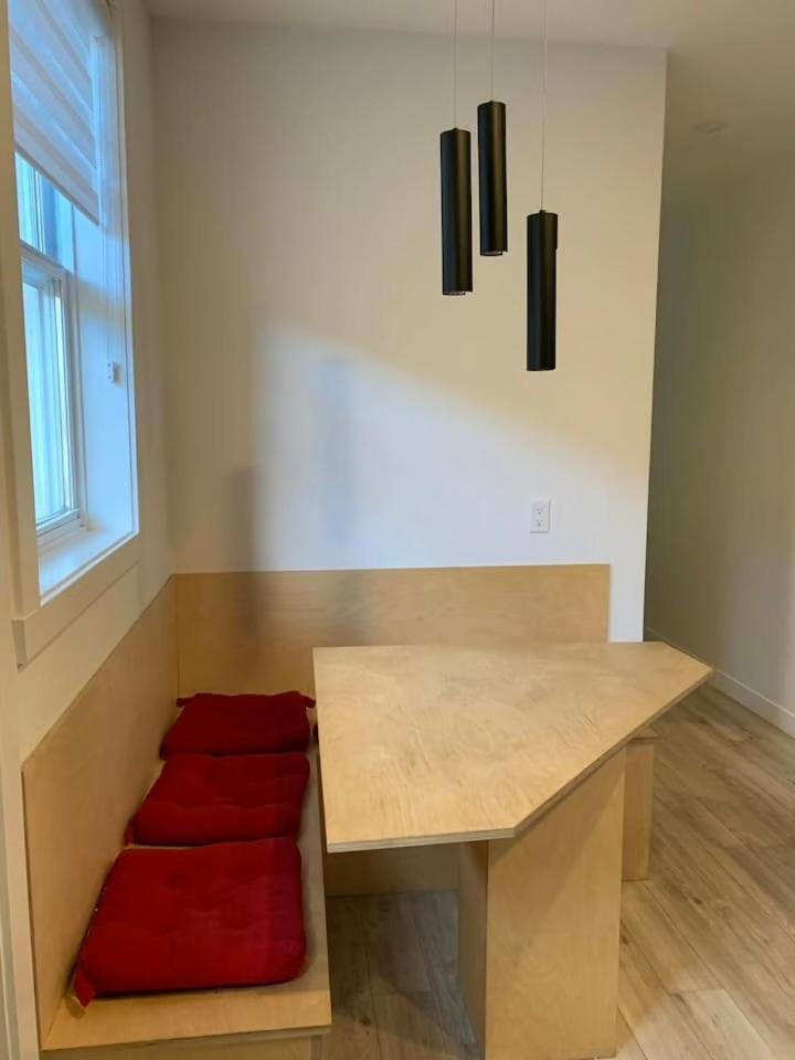 Appartements Le Charme De Limoilou Квебек Екстериор снимка